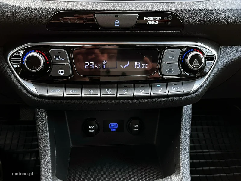Hyundai i30 19