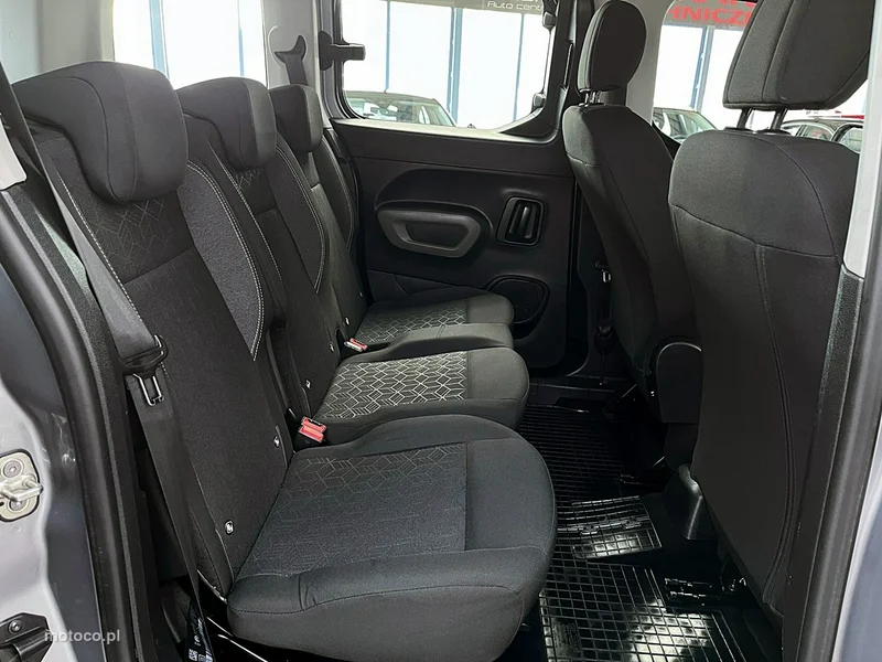 Peugeot Rifter 12