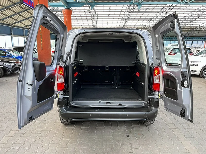 Peugeot Rifter 15