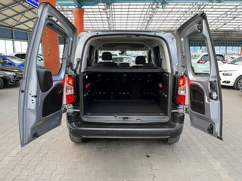 Peugeot Rifter 17
