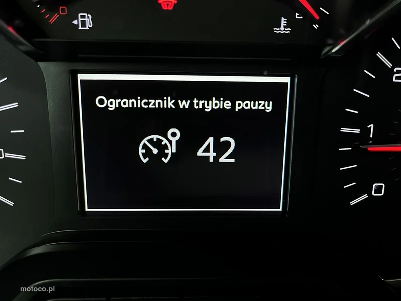 Peugeot Rifter 28