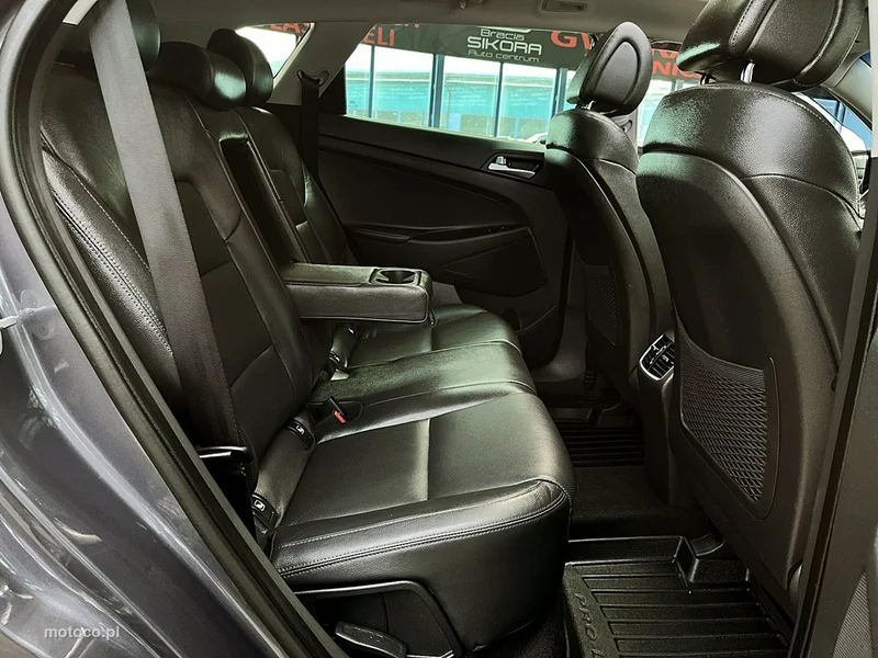 Hyundai TUCSON 13
