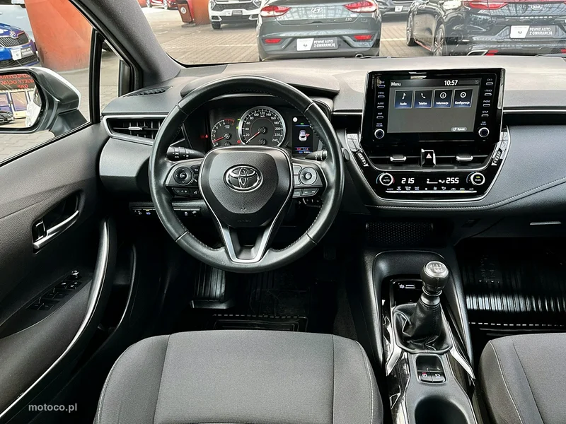 Toyota Corolla E210 14