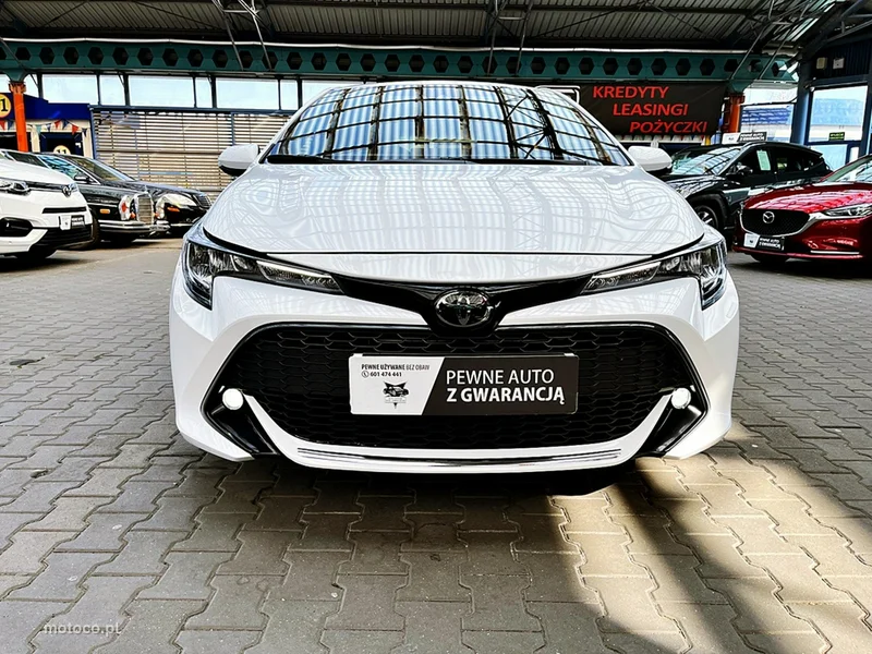Toyota Corolla E210 3
