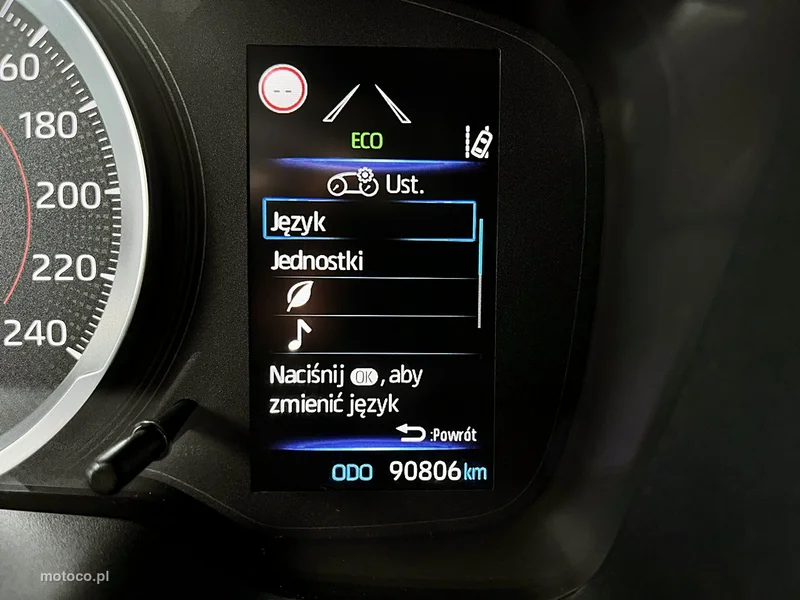 Toyota Corolla E210 29