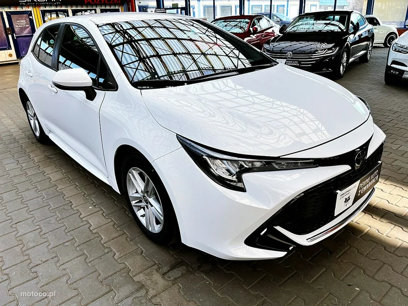Toyota Corolla E210 7