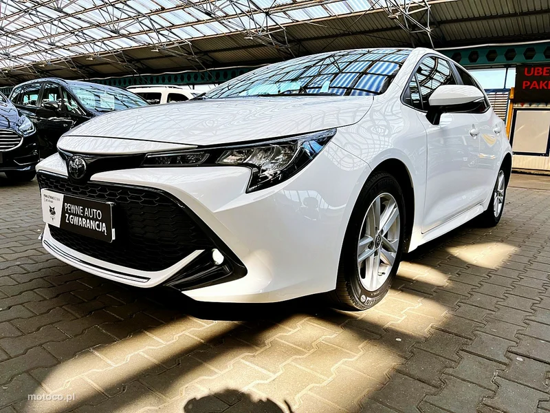 Toyota Corolla E210 8