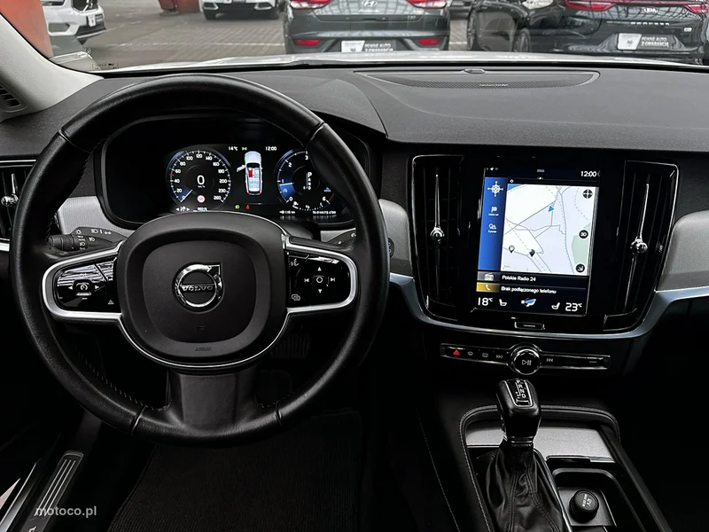 Volvo V90 Cross Country 22