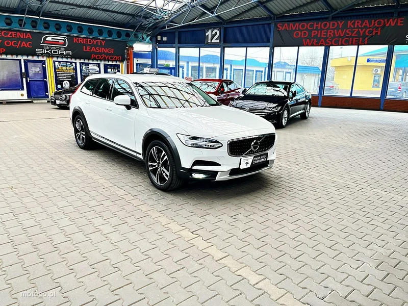 Volvo V90 Cross Country 5