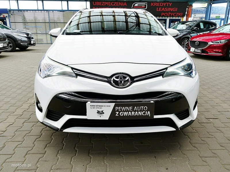 Toyota Avensis T27 3
