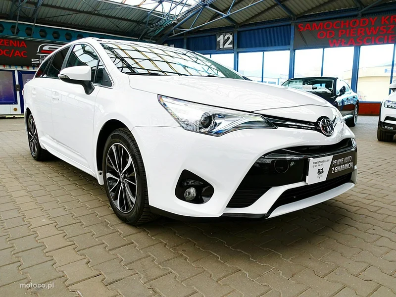Toyota Avensis T27 7