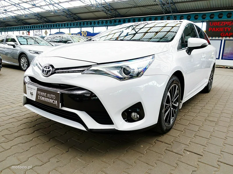 Toyota Avensis T27 8