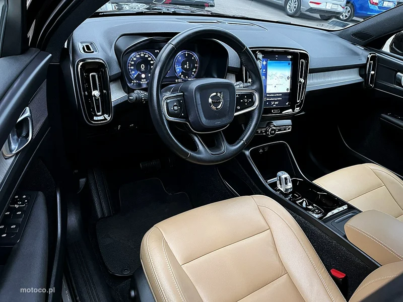 Volvo XC 40 18