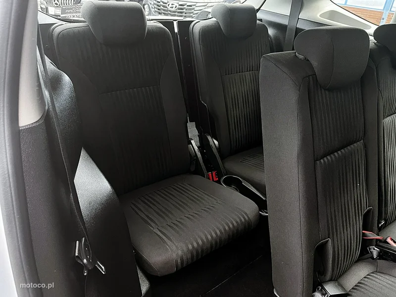 Opel Zafira C Tourer 13