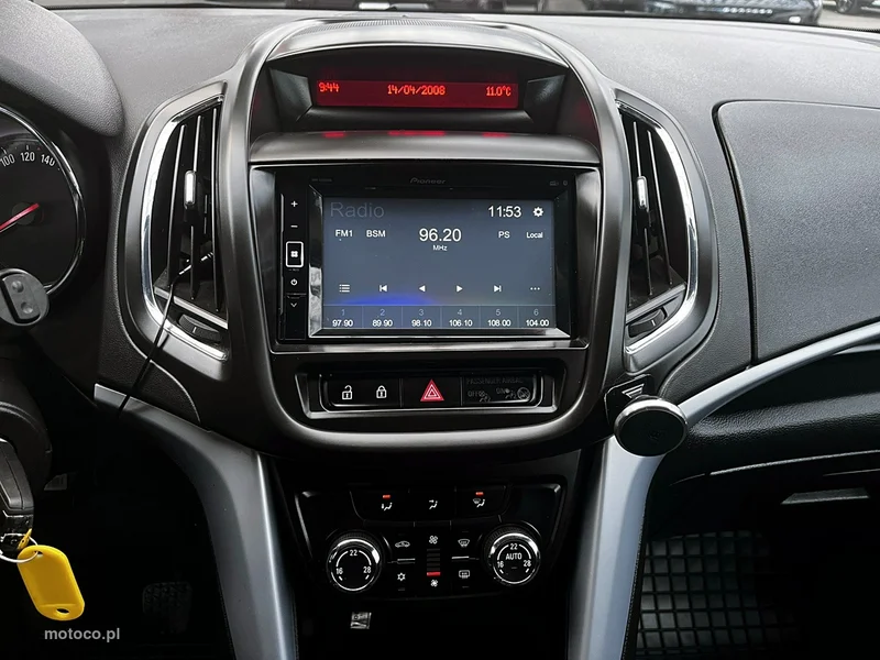 Opel Zafira C Tourer 17