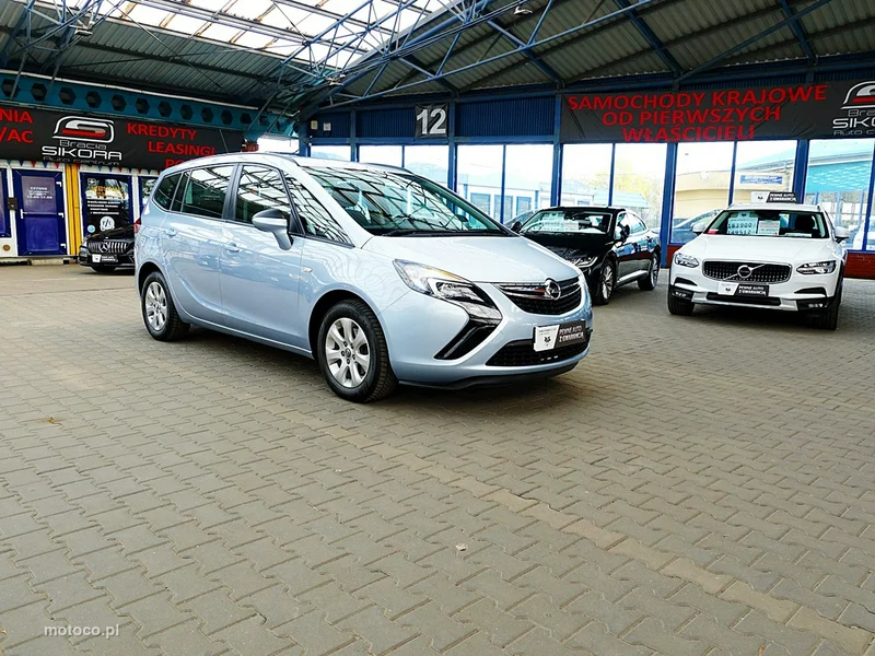 Opel Zafira C Tourer 5