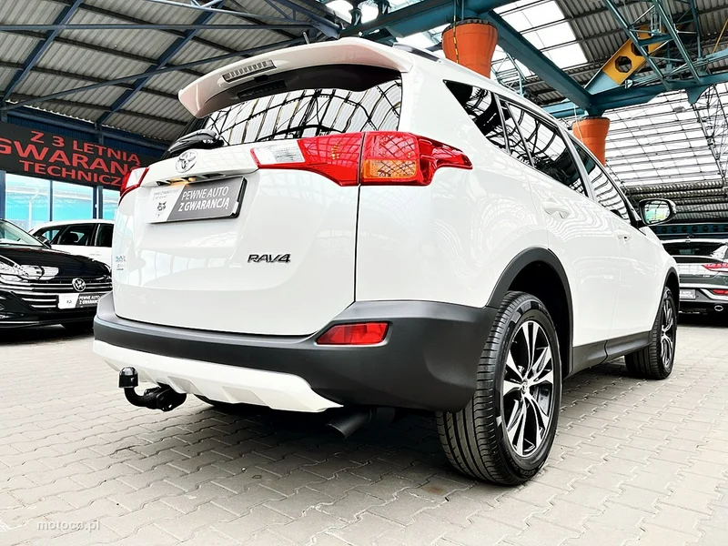 Toyota RAV 4 XA40 10
