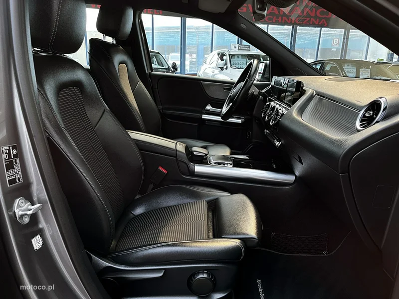 Mercedes-Benz Klasa B W247 B 180 11