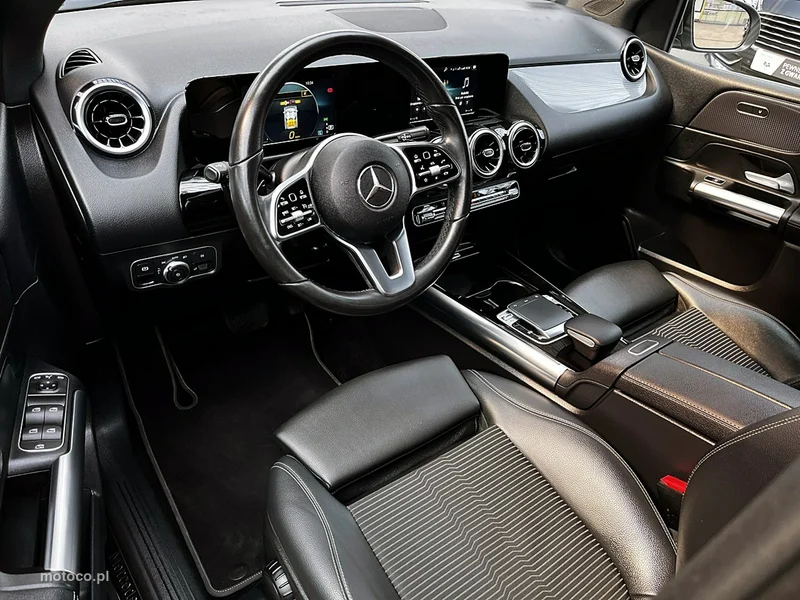 Mercedes-Benz Klasa B W247 B 180 16