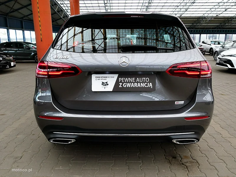Mercedes-Benz Klasa B W247 B 180 4