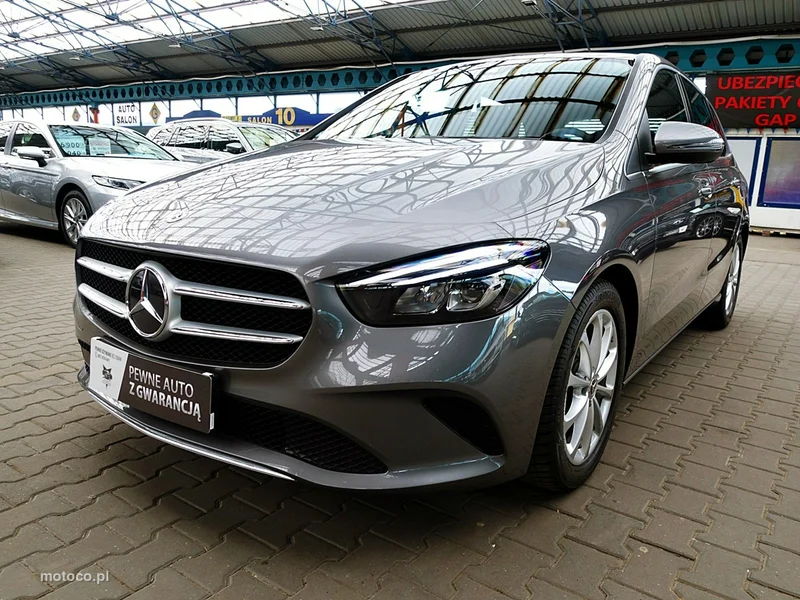 Mercedes-Benz Klasa B W247 B 180 8