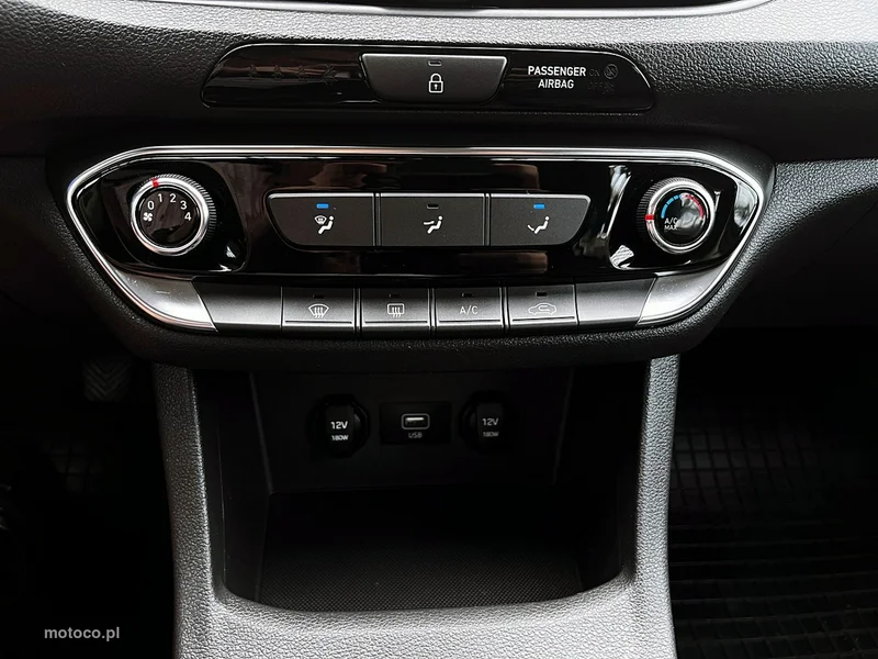 Hyundai i30 25