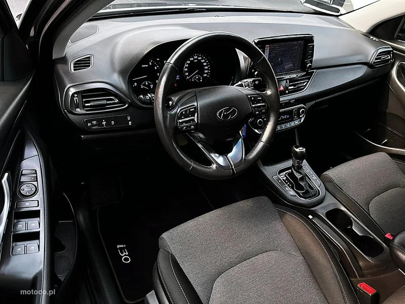 Hyundai i30 16