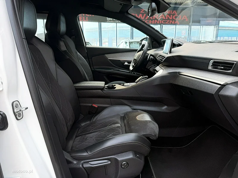 Peugeot 5008 11