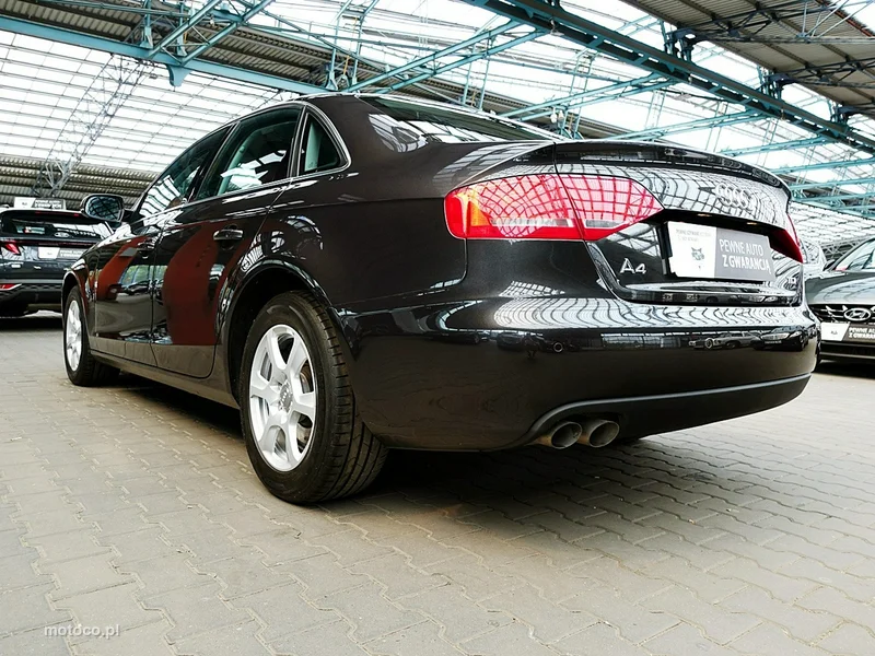 Audi A4 B8 12