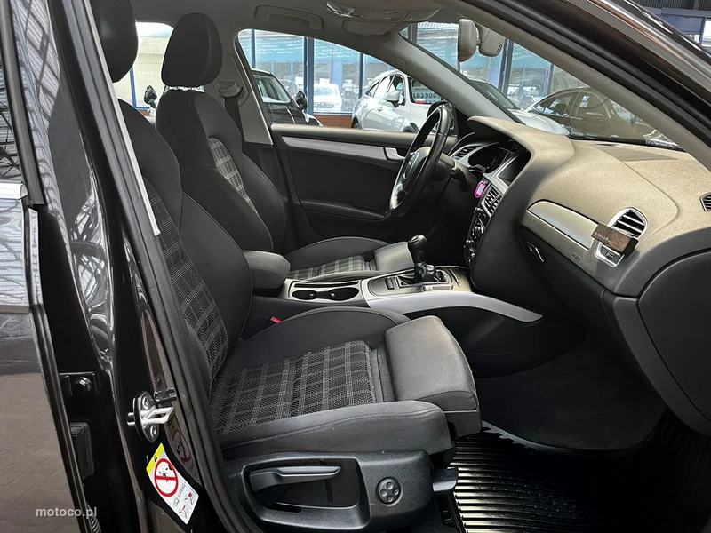Audi A4 B8 13