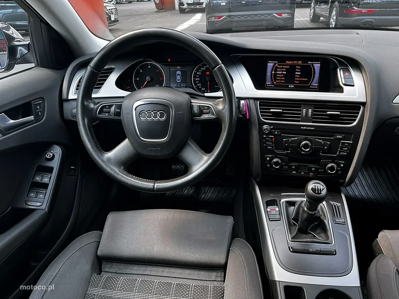 Audi A4 B8 16