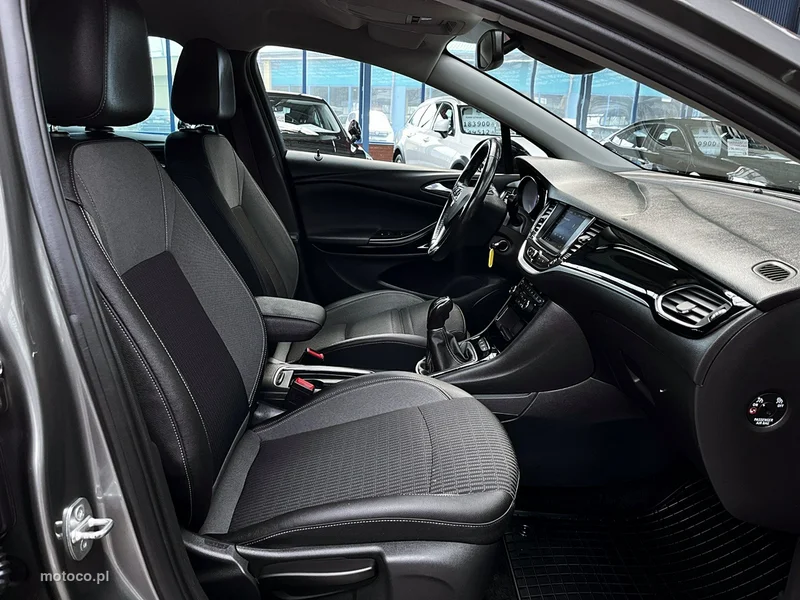 Opel Astra L 11