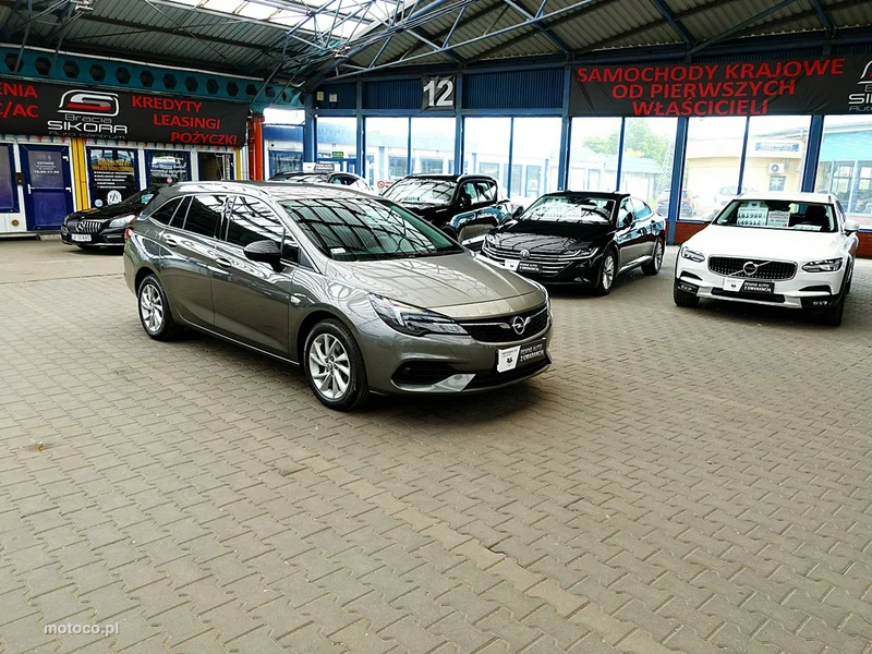 Opel Astra L 5