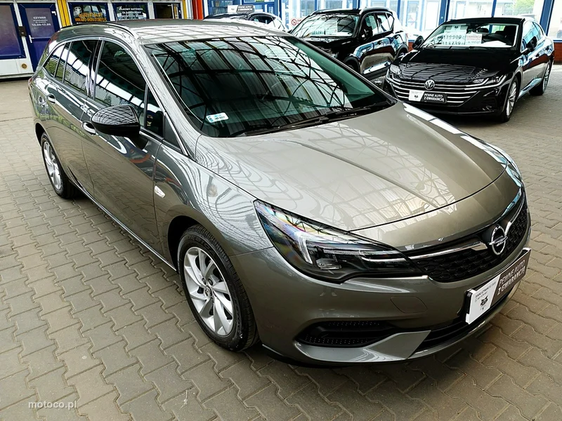 Opel Astra L 7