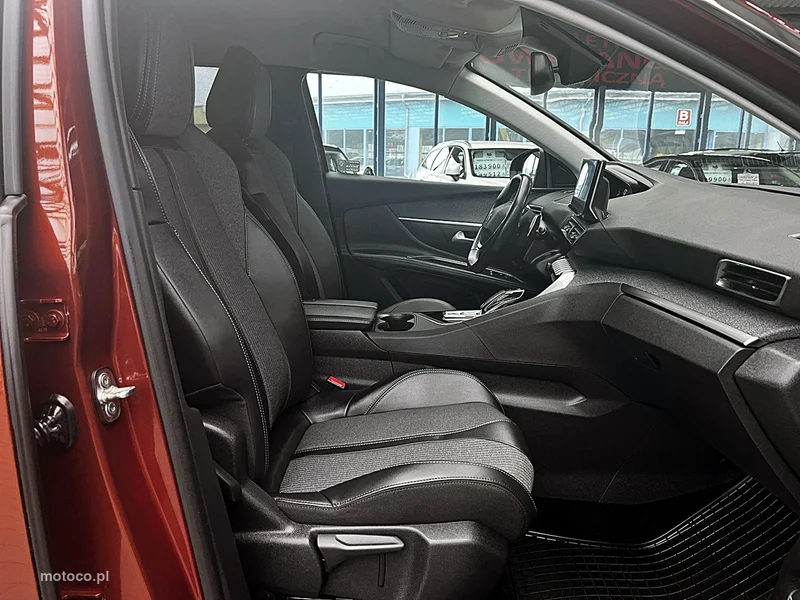 Peugeot 5008 13