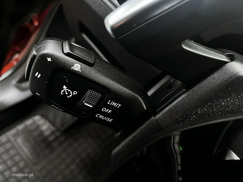 Peugeot 5008 22
