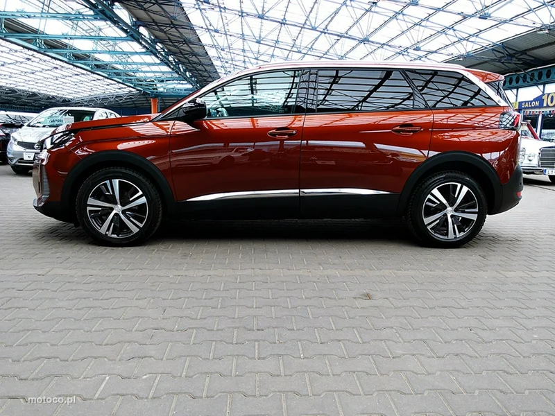 Peugeot 5008 6