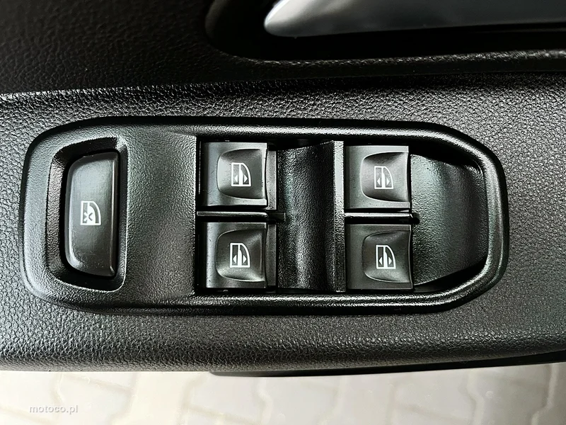 Dacia Duster 16