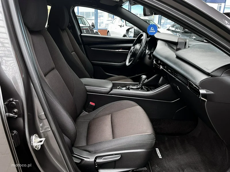 Mazda 3 11