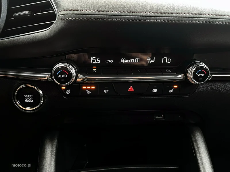 Mazda 3 25