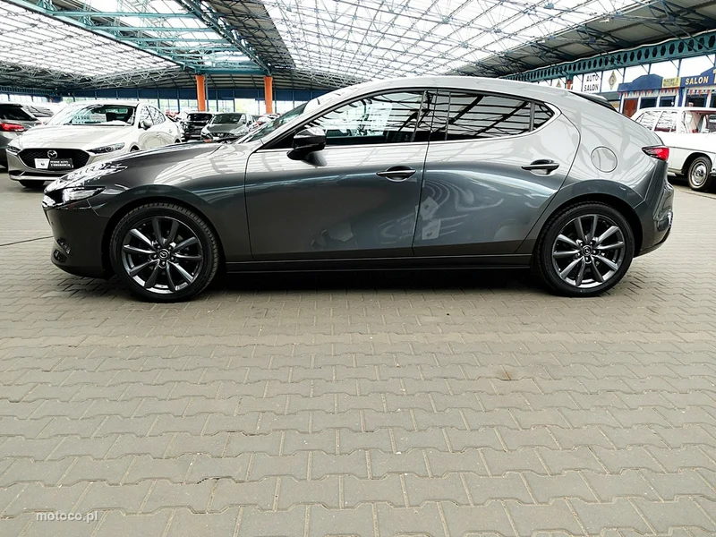 Mazda 3 6