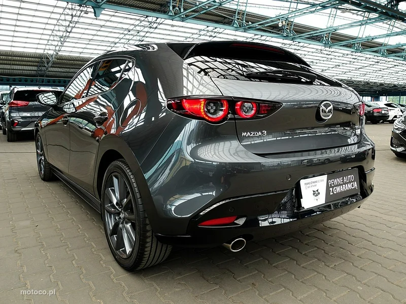 Mazda 3 9