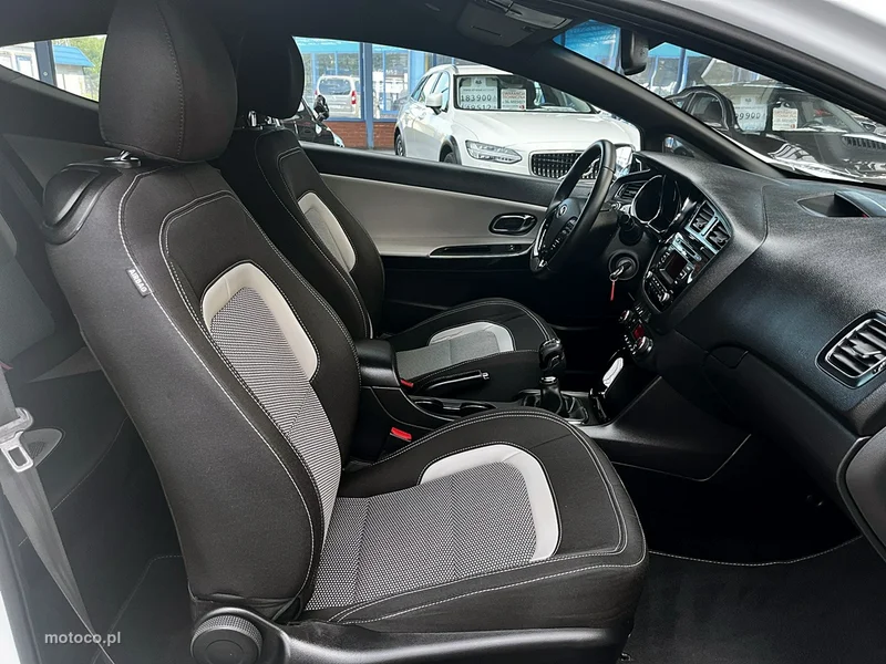 Kia Cee'd 11