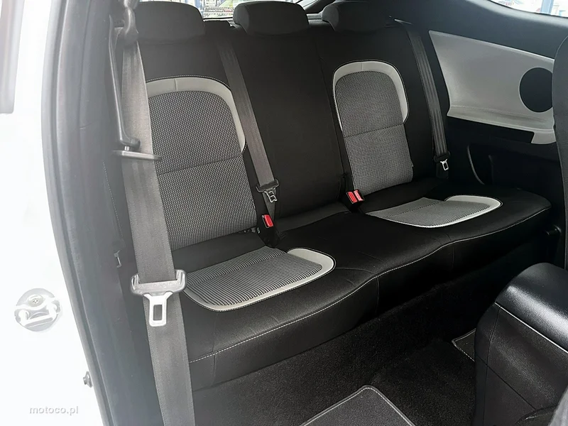 Kia Cee'd 12