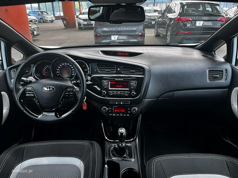 Kia Cee'd 13