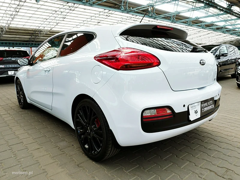 Kia Cee'd 9