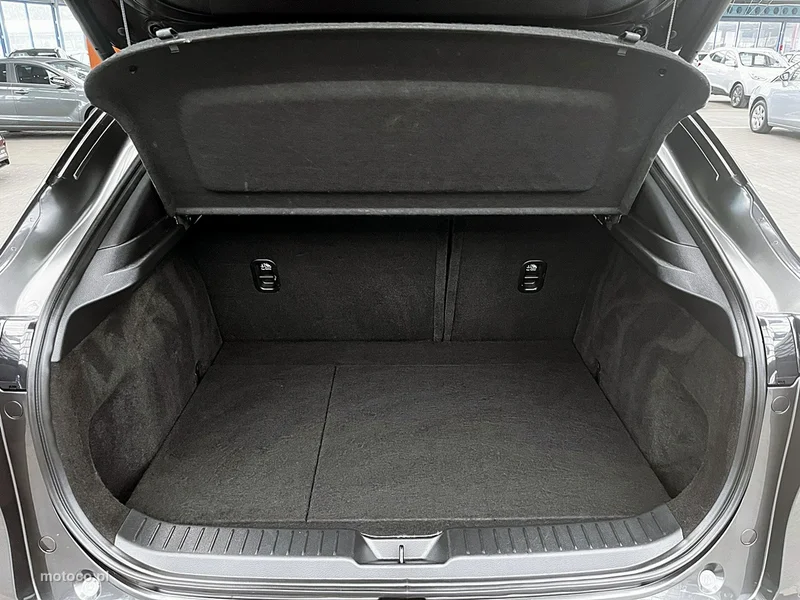 Mazda CX-30 14