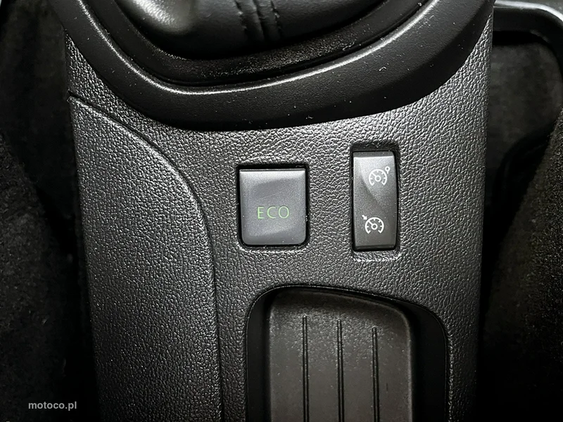 Renault Captur I 21