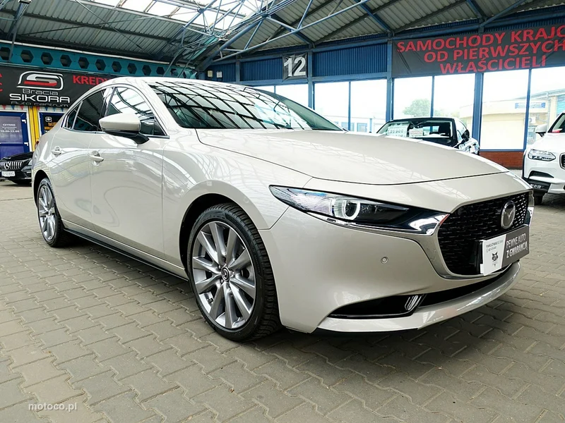Mazda 3 7