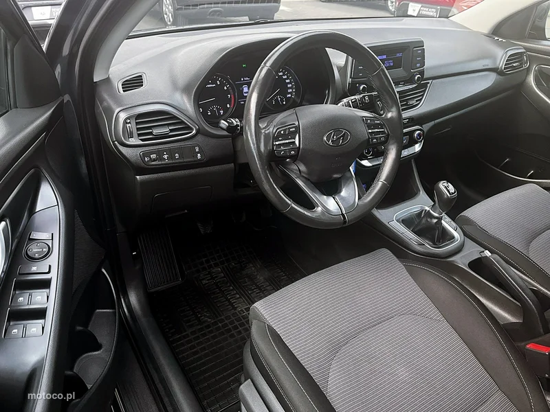 Hyundai i30 16
